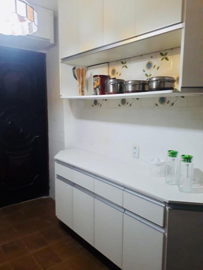 Amplo E Confortável. Ar Condic, Wifi, Tv. Metrô. Tijuca. Apartamento